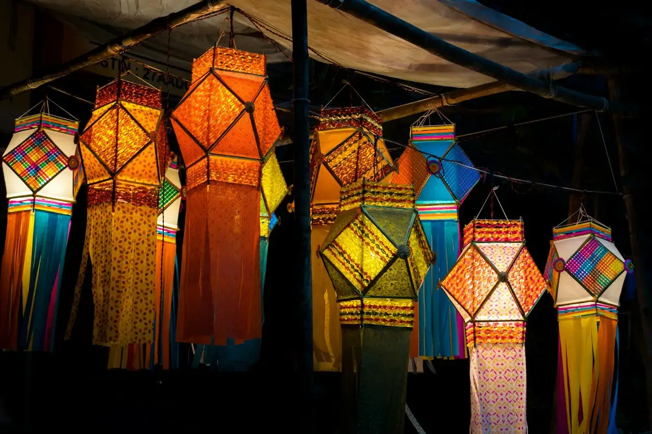 Colourful lanterns and festive lights on display for Diwali shopping season in India